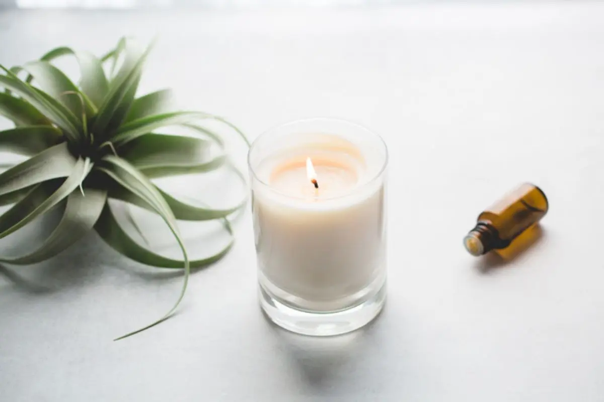 homemade candle with essential oil