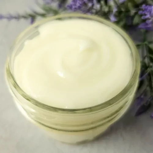 photo of jar of homemade magnesium lotion