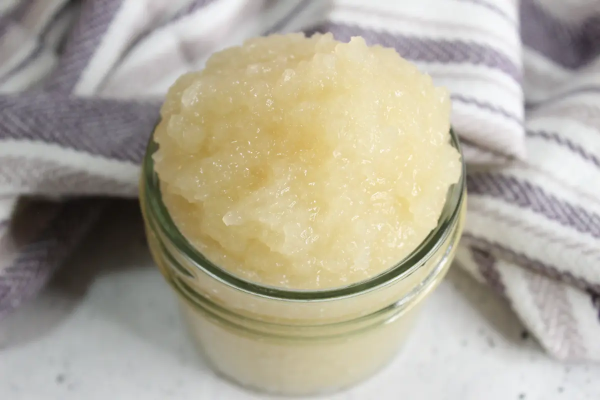 jar of homemade sea moss hair mask