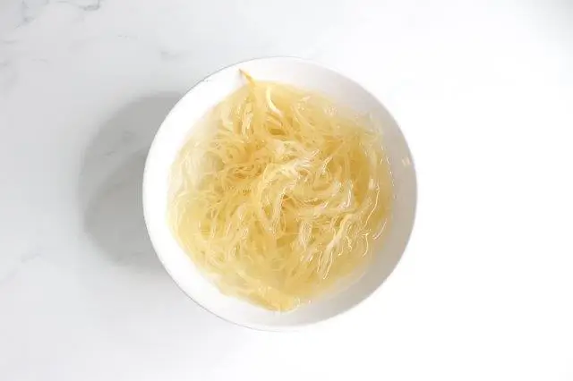 sea moss hair mask step 1