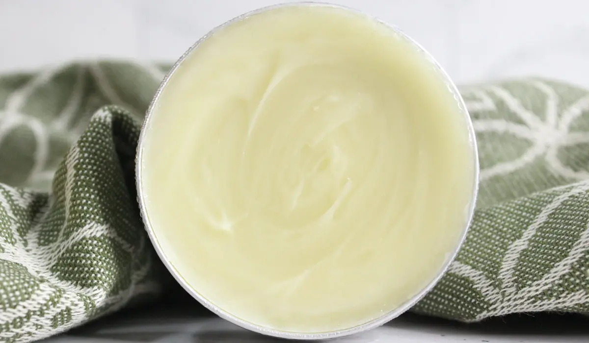 deodorant cream