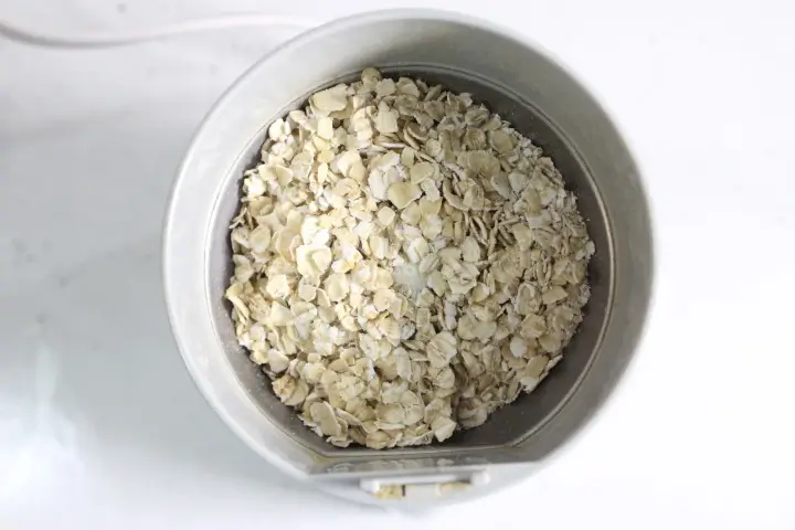 oatmeal sugar scrub 1