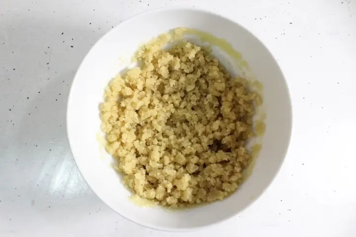oatmeal sugar scrub 6