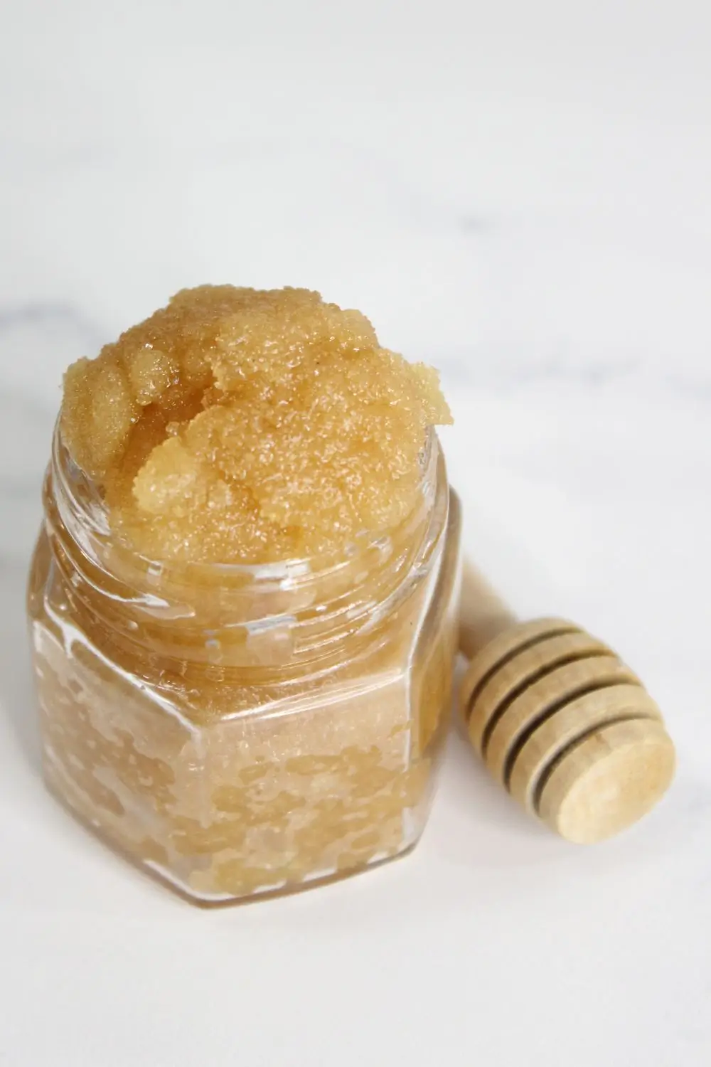 lip scrub
